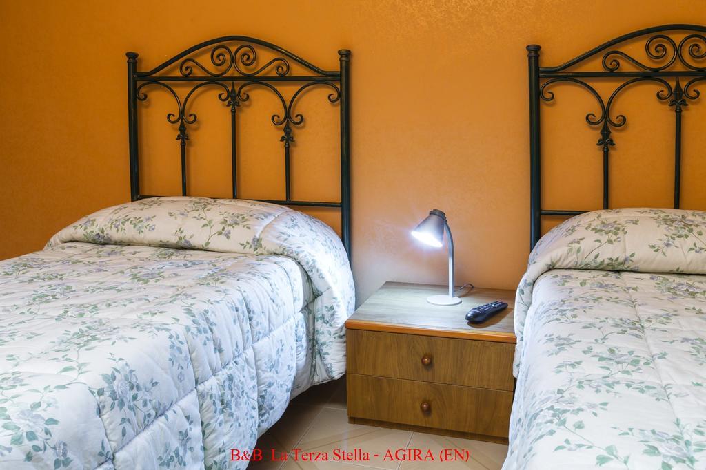 Casa Albergo La Terza Stella Agira Exterior foto